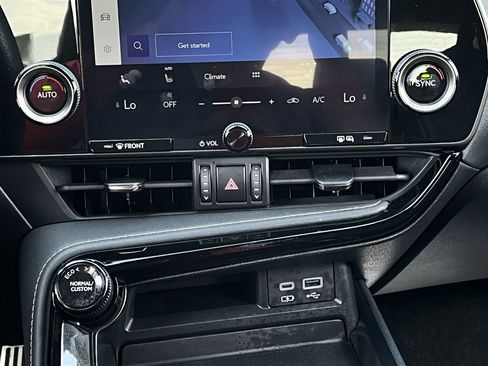 Used 2022 Lexus NX 350 F Sport w/ Towing Package (2000 Lbs) image 18