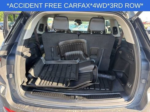 Used 2023 Jeep Grand Cherokee L Limited w/ Black Appearance Package AWD/4WD image 24