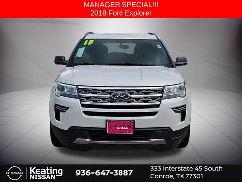 Used 2018 Ford Explorer XLT FWD image 2