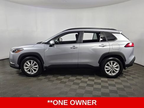 Used 2023 Toyota Corolla Cross LE FWD image 5