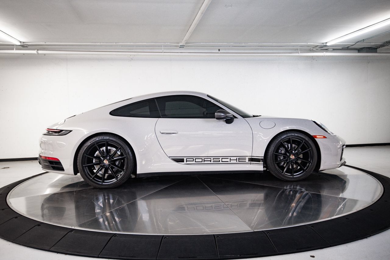 Certified 2024 Porsche 911 Carrera T RWD image 8