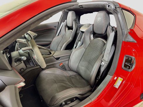 Used 2025 Chevrolet Corvette Z06 RWD image 14