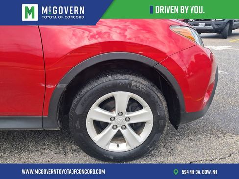 Used 2013 Toyota RAV4 XLE AWD/4WD image 10