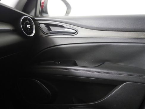 Used 2018 Alfa Romeo Stelvio Ti w/ Convenience Package image 26