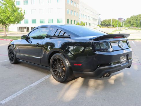 Used 2011 Ford Mustang GT Premium image 5