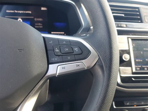 Used 2023 Volkswagen Tiguan S image 22