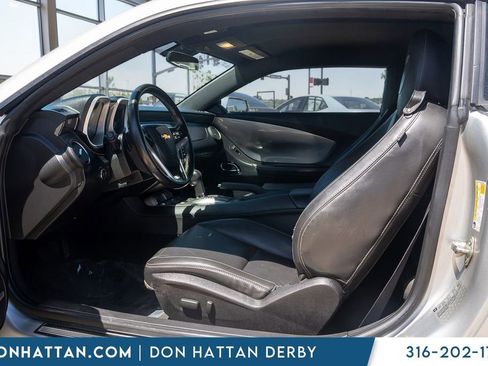 Used 2015 Chevrolet Camaro SS RWD image 3