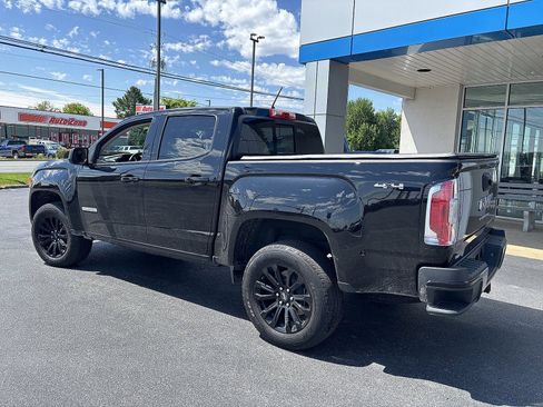 Used 2022 GMC Canyon Elevation w/ Elevation Premium Package AWD/4WD image 4