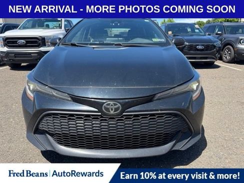 Used 2022 Toyota Corolla SE FWD image 2