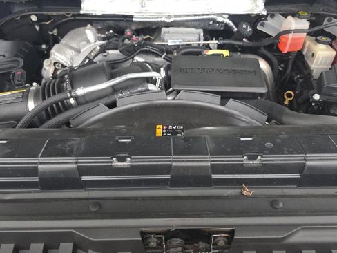 Used 2020 Chevrolet Silverado 2500 High Country w/ Z71 Off-Road Package image 15