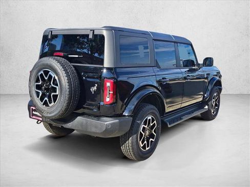 New 2025 Ford Bronco Outer Banks image 2