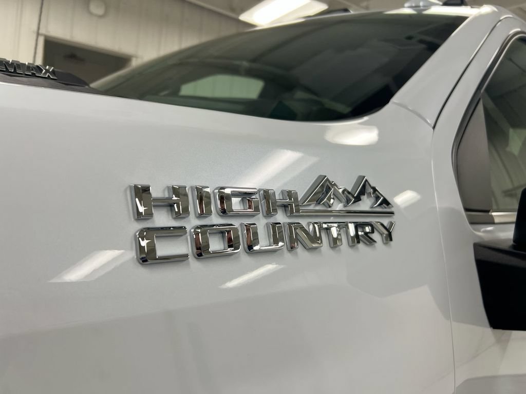 New 2026 Chevrolet Silverado 2500 High Country w/ High Country Premium Package AWD/4WD image 27