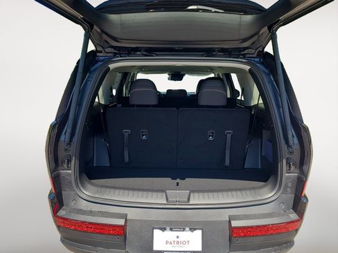 New 2026 Hyundai Santa Fe SE AWD/4WD image 17