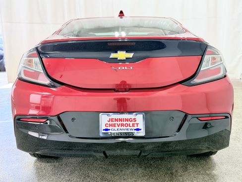 Used 2018 Chevrolet Volt LT w/ LT Driver Confidence Package FWD image 7