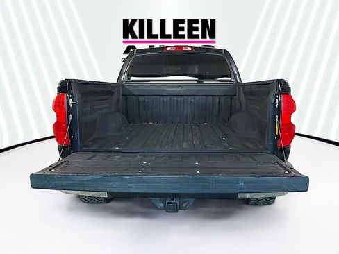 Used 2019 Toyota Tundra SR5 w/ SR5 Upgrade Package AWD/4WD image 29