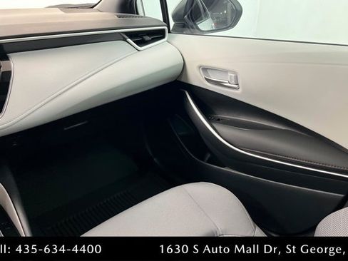Used 2025 Toyota Corolla SE FWD image 10