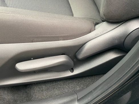 Used 2024 Toyota RAV4 LE image 12