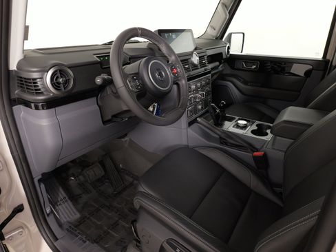 Used 2024 INEOS Grenadier Fieldmaster image 26