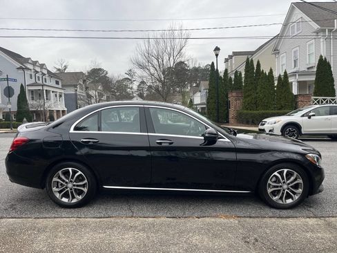 Used 2017 Mercedes-Benz C 300 Sedan image 6