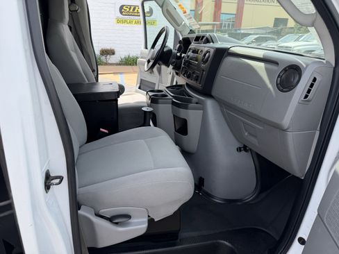 Used 2013 Ford E-150 and Econoline 150 w/ PWR Group RWD image 15