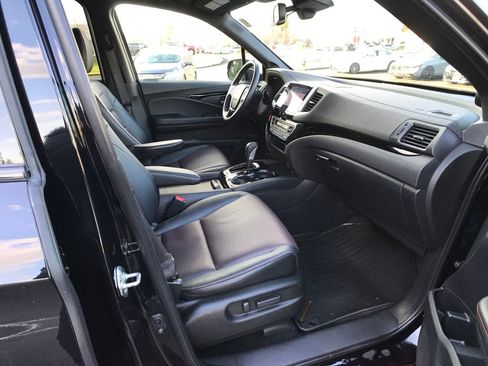 Used 2019 Honda Ridgeline Black Edition image 13