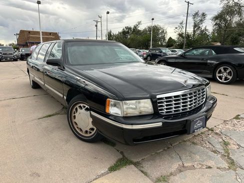 Used 1998 Cadillac De Ville FWD image 1