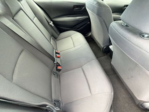 Used 2025 Toyota Corolla LE image 29