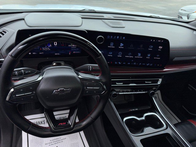 Used 2024 Chevrolet Traverse RS AWD/4WD image 19