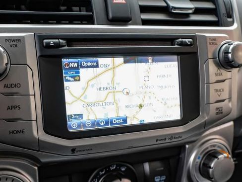 Used 2016 Toyota 4Runner SR5 Premium image 35