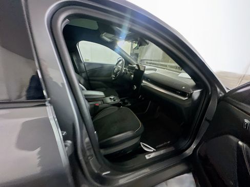 Used 2023 Ford Mustang Mach-E GT image 32