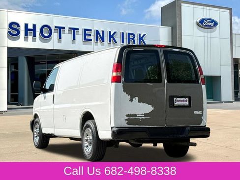 Used 2011 GMC Savana 1500 RWD image 5