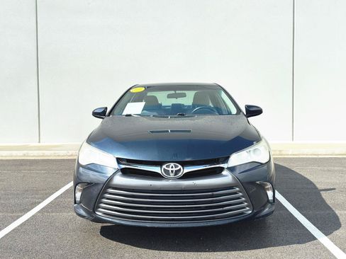 Used 2017 Toyota Camry LE FWD image 9