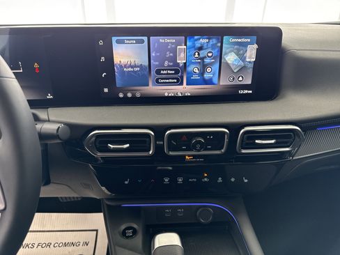 New 2026 Nissan Sentra SV w/ SV Convenience Package FWD image 11