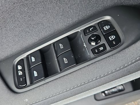 Used 2024 Polestar Polestar 2 image 10