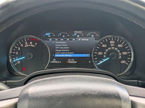 Used 2019 Ford F150 Platinum w/ Equipment Group 701A Luxury AWD/4WD image 9