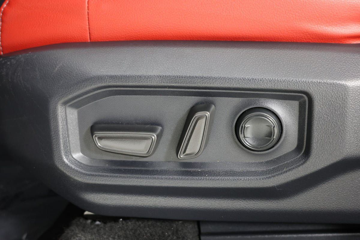 Used 2025 Toyota Sequoia TRD Pro AWD/4WD image 24