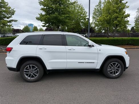 Used 2020 Jeep Grand Cherokee Laredo w/ Quick Order Package 2BN North AWD/4WD image 8