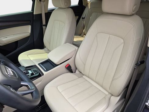 Used 2022 Audi Q5 2.0T Premium AWD/4WD image 18