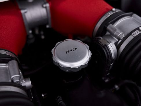 Used 2014 Ferrari 458 Spider RWD image 47