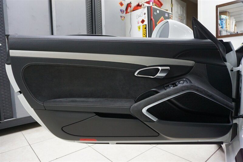 Used 2015 Porsche 911 GT3 RWD image 10