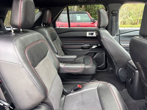 Used 2022 Ford Explorer ST-Line w/ Class IV Trailer Tow Package image 30