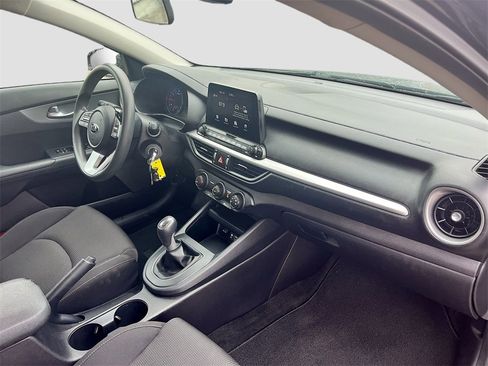 Used 2021 Kia Forte Sedan image 26