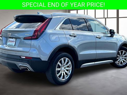 Used 2023 Cadillac XT4 Premium Luxury image 6