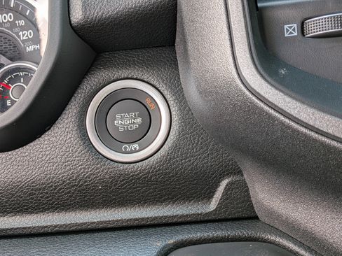 New 2026 RAM 1500 Express RWD image 27