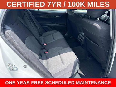 Used 2025 Toyota Camry LE AWD/4WD image 11