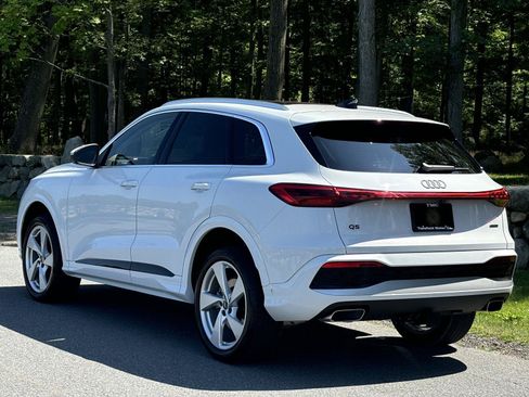 Used 2025 Audi Q5 Premium Plus w/ Premium Plus AWD/4WD image 15