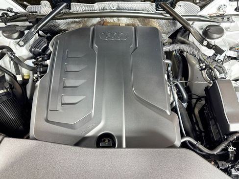 New 2025 Audi Q5 Premium image 26