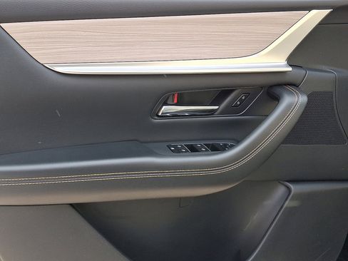 Used 2024 MAZDA CX-90 3.3 Turbo w/ Preferred Plus image 21