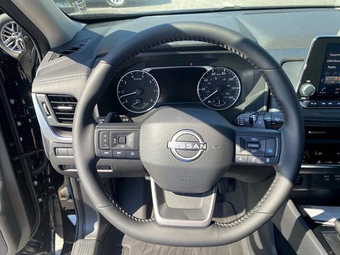 New 2026 Nissan Rogue S image 10