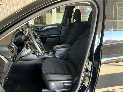 Used 2025 Ford Escape Active image 10